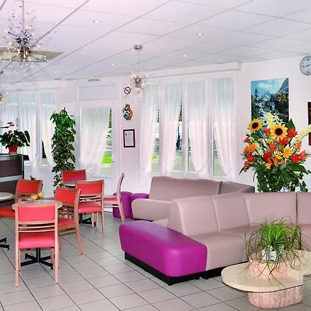 酒店 Saint Contard 卢德